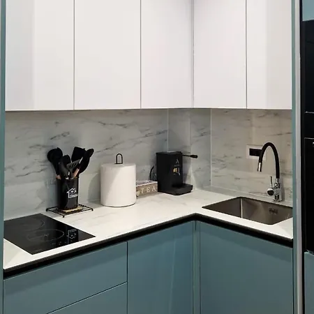Aplus Apartment
