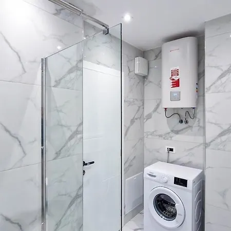 Apartment Aplus Durres