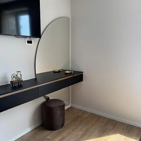Aplus Apartment *